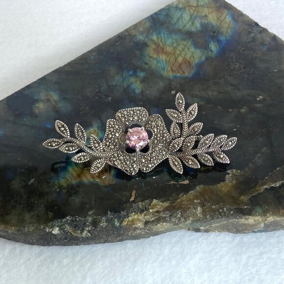VTG Sterling Silver 925 Marcasite & Round Pink CZ Flower Leaf Foliage Brooch - Picture 1 of 16